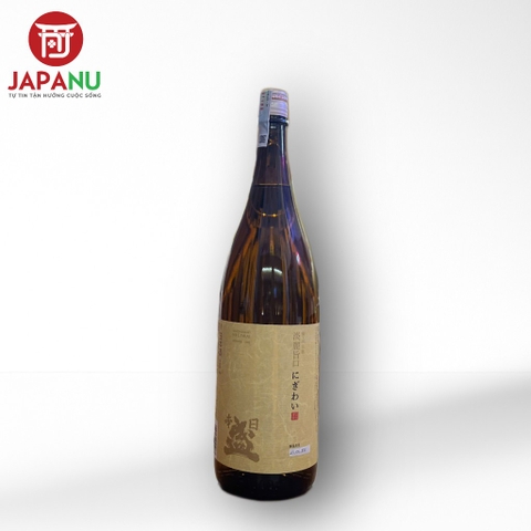 Rượu Sake Nihon Sakari Nigiwai 13-14% 1800ML