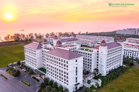 Combo Phú Quốc 4N3Đ: Wyndham Garden Grand World 4 sao