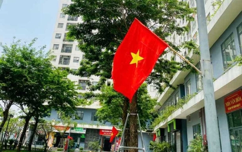 Về việc treo Cờ Tổ quốc chào mừng 80 năm Cách mạng Tháng Tám và Quốc khánh 2/9