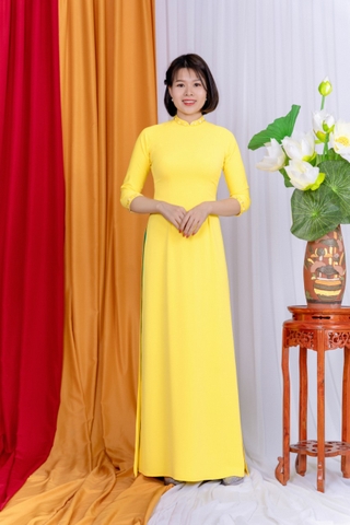 Áo dài màu vàng cổ 2,5cm vải lụa Hồng Ngọc