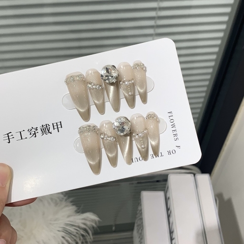 Móng nail box