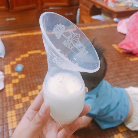 Phễu hứng sữa tự động silicon cao cấp