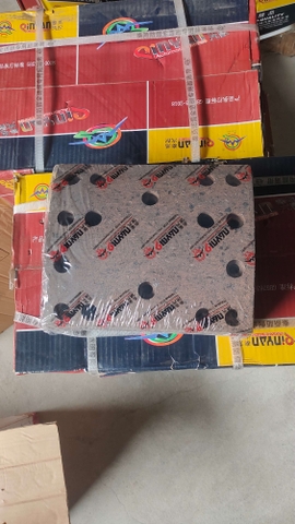 Má phanh sau Howo 14 lỗ Qinyan đỏ.