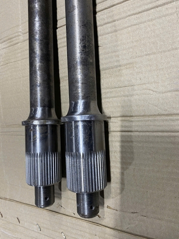 Trục láp dọc Howo cầu dầu HC16