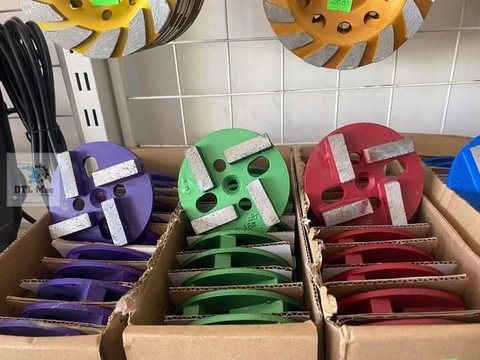 Đĩa mài sàn 4 thanh sắt D100mm ADTL - Đá mài bê tông lắp máy mài công nghiệp