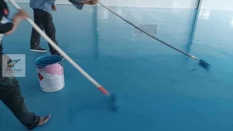 KCC ET5660 Bộ 16 Lít - Màu đặc biệt - Sơn phủ Epoxy 2 thành phần hệ lăn màu 5583 (High Summer - Xanh nước biển)