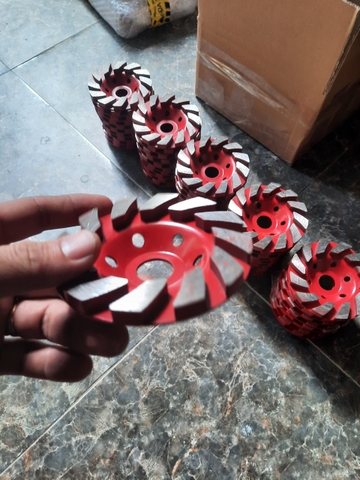 Đĩa mài thô 100m - Bào mòn, phá bỏ tạo nhám cho bề mặt sàn bê tông, sàn đá, sàn epoxy