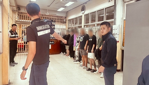 Thái Lan trục xuất 10 người Trung Quốc sau vụ diễn viên bị lừa bán