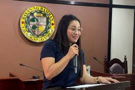 Cựu thị trưởng Philippines nghi là người Trung Quốc bị đưa đến trại giam quá tải