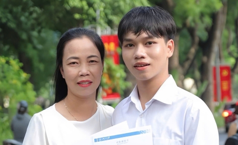 Giành học bổng toàn phần đại học nổi tiếng Trung Quốc nhờ thích múa