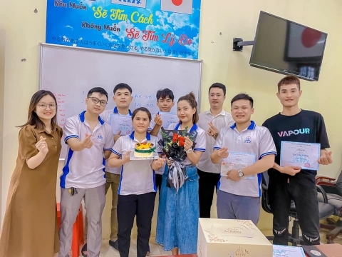 [ BẾ GIẢNG LỚP N5S045 ]