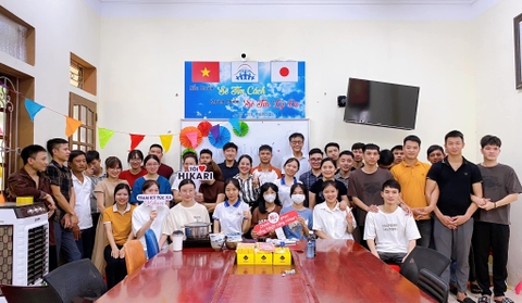 NGOẠI KHÓA HIKARI THÁNG 8