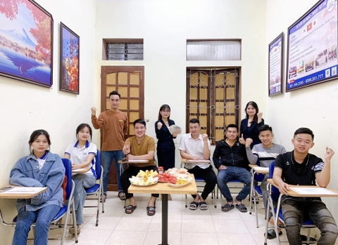 BẾ GIẢNG LỚP N5S056