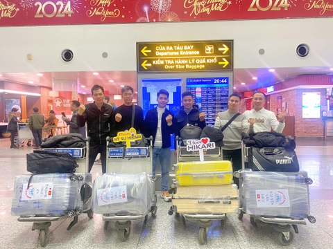 Tiễn bay Kỹ Sư khối kỹ thuật của Hikari