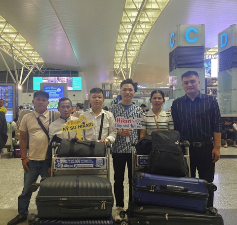 HIKARI TIỄN BAY XUẤT CẢNH