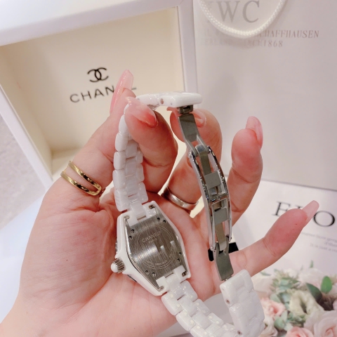 Chanel Hoa J12 |Nữ Giới |Mặt Hồng |Đính Đá |Dây Đá Ceramica Trắng |Máy Pin (Quartz) |Size 34mm