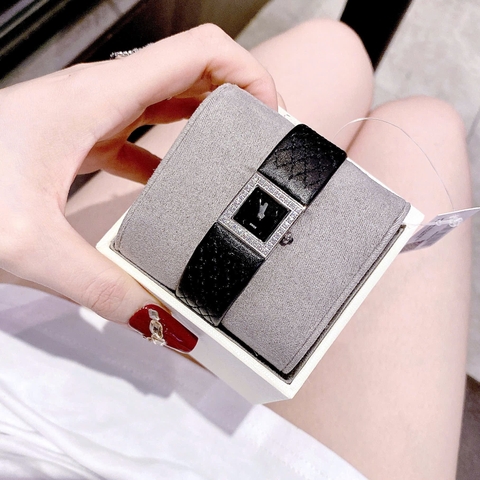 Chanel Matelasse |Nữ Giới |Mặt Vuông |Đính Đá |Dây Da Đen |Máy Pin (Quartz) |Size 26mm