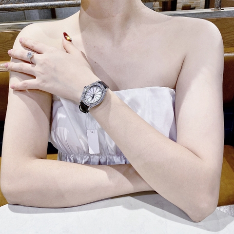 Chopard L'Heure Du Diamant |Nữ Giới |Đính Đá |Dây Da Đen |Máy Pin (Quartz) |Size 32mm