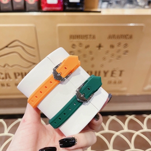 Chopard L'Heure Du Diamant |Nữ Giới |Đính Đá |Dây Cao Su Xanh Lá |Máy Pin (Quartz) |Size 32mm