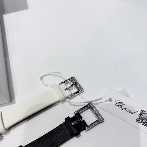 Chopard L'Heure Du Diamant |Nữ Giới |Mặt Full Đá |Dây Da Đen |Máy Pin (Quartz) |Size 32mm