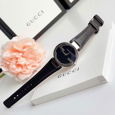 Gucci Interlocking |Nữ Giới |Mặt Đen |Silver |Dây Da Đen |Máy Pin (Quartz) |Size 29mm