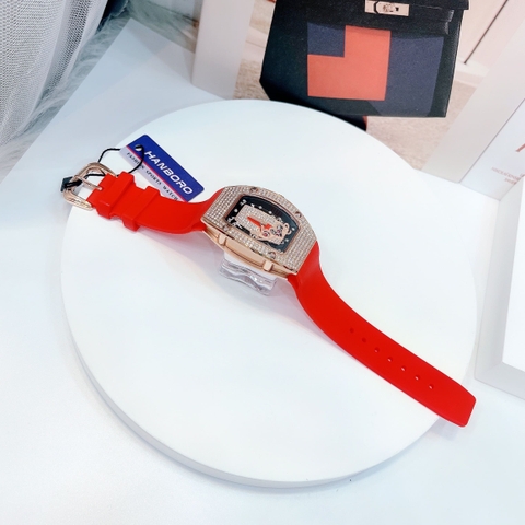 Hanboro Mặt Chữ Love |Nữ Giới |Rose Gold |Dây Cao Su Đỏ |Máy Pin (Quartz) |Size 32x36mm