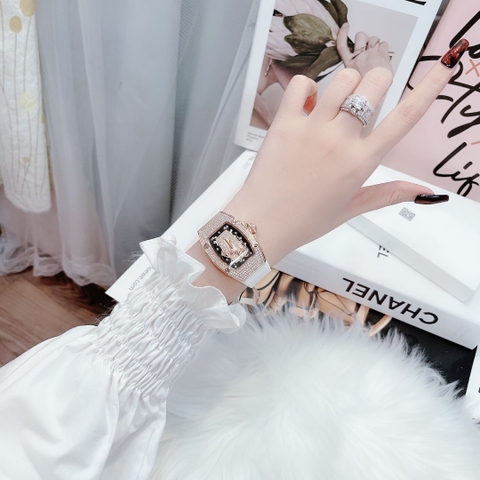 Hanboro Chữ Love |Nữ Giới |Rose Gold |Dây Cao Su Trắng |Máy Pin (Quartz) |Size 32x36mm