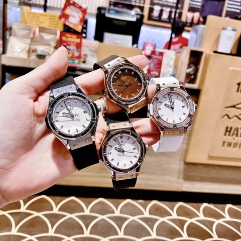 Hublot Geneve |Nữ Giới |Silver |Mặt Trắng |Dây Silicone Đen |Máy Pin (Máy Quartz) |Size 34mm