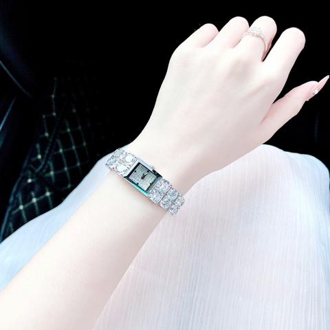 Melissa Mặt Vuông |Nữ Giới |Silver |Lắc Tay Đính Đá Swarovski |Máy Pin (Quartz) |Size 15x19mm