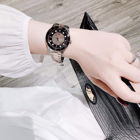 Michael Kors Runway |Nữ Giới |Mặt Đen |Dây Kim Loại Demi Rose Gold |Máy Pin (Quartz) |Size 40mm