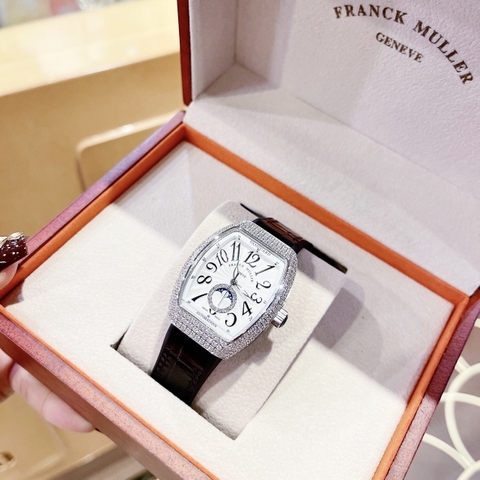 Frank Muller Vanguard |Nữ Giới |Mặt Oval Đính Full Đá Silver |Máy Pin (Quartz) |Size 32x42mm