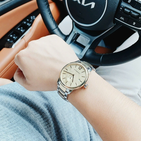 Burberry The City |Nam Giới |Mặt Tròn |Dây Kim Loại Demi Vàng Gold |Máy Pin (Quartz) |Size 40mm