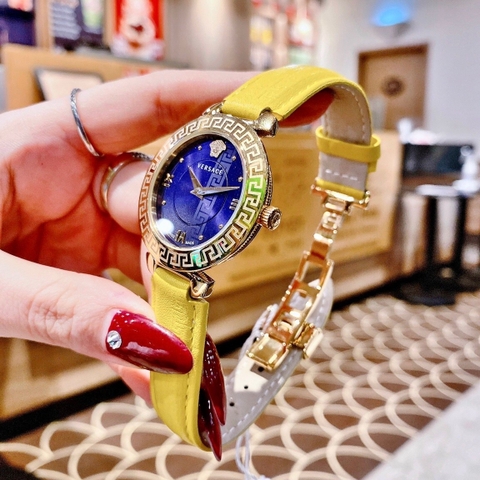 Versace Daphnis |Nữ Giới |Mặt Tròn |Xanh Dương |Dây Da Vàng |Máy Pin (Quartz) |Size 35mm