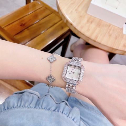 Versace Mặt Vuông |Nữ Giới |Đính Pha Lê |Lắc Tay Trắng Silver |Máy Pin (Quartz) |Size 32mm