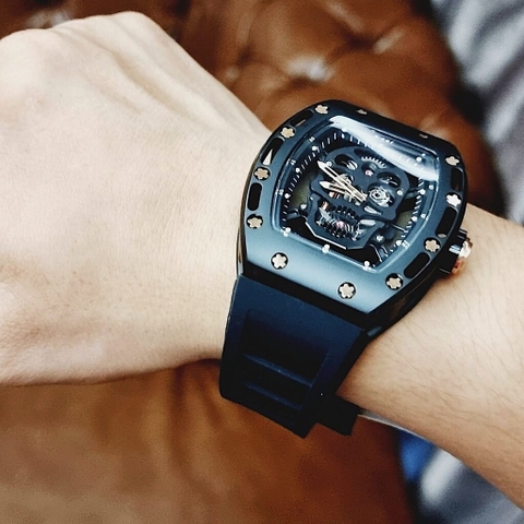 Xcer Hình Đầu Lâu |Nam Giới |Mặt Oval |Full Đen |Dây Silicone |Máy Pin (Quartz) |Size 42mm