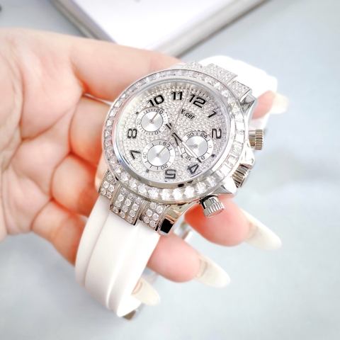 Xcer Tựa Rolex |Nữ Giới |Full Đá Silver |Dây Silicone Trắng |Máy Pin (Quartz) |Size 38mm