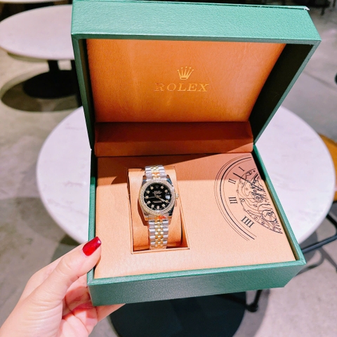 Rolex Date Just |Cặp Đôi |Mặt Đen |Dây Kim Loại Demi Vàng Gold |Máy Pin (Máy Quartz) |Size 41x31mm
