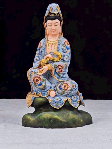Tượng Phật Quan Âm ngồi (chất liệu gỗ long não)