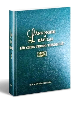 Lắng Nghe và Đáp Lại Lời Chúa Trong Thánh Lễ