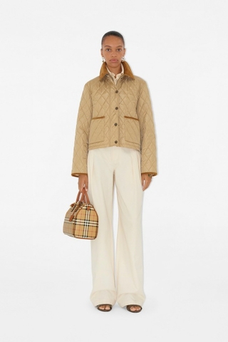 Áo khoác BURBERRY trám cổ nhung