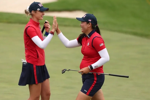 What does Ham-And-Egged mean in golf?