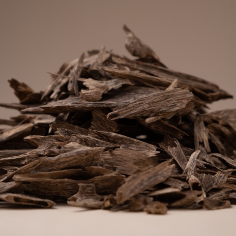 Trầm Hương Miếng Vụn Hàng Rừng Dạng Kiến Có Mùi Đặc Trưng Việt Nam | Bán Theo Miếng | Trầm Hương Ân Vũ - Hương Thơm Chữa Lành | 1 Gram