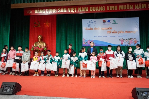 Tết ấm yêu thương 2023