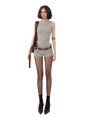 Sisters Jump đùi sát nách cao cổ Lucy