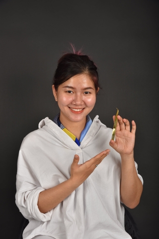 Nhíp Chuyên Tháo Mi Lavender Không Gỉ