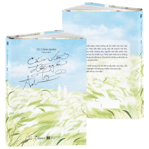 T2_Cắn lên đầu ngón tay anh