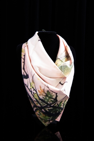 Khăn lụa quàng cổ vân gỗ 920