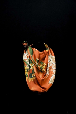 khăn quàng cổ silk 920