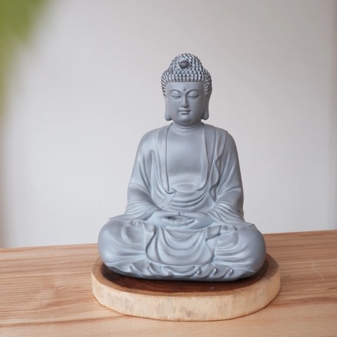 Tượng A Di Đà áo xám