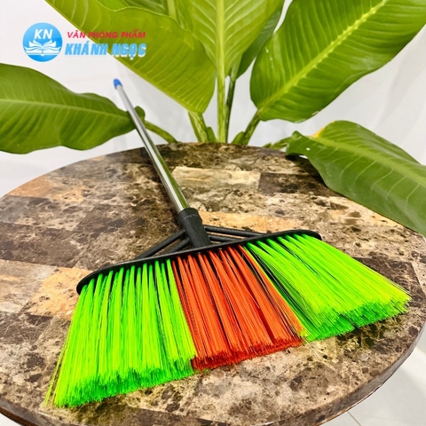 Chổi nhựa quét nước